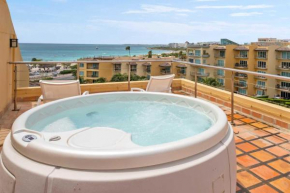 Beachfront - Tropical Penthouse 1BR condo - BG532